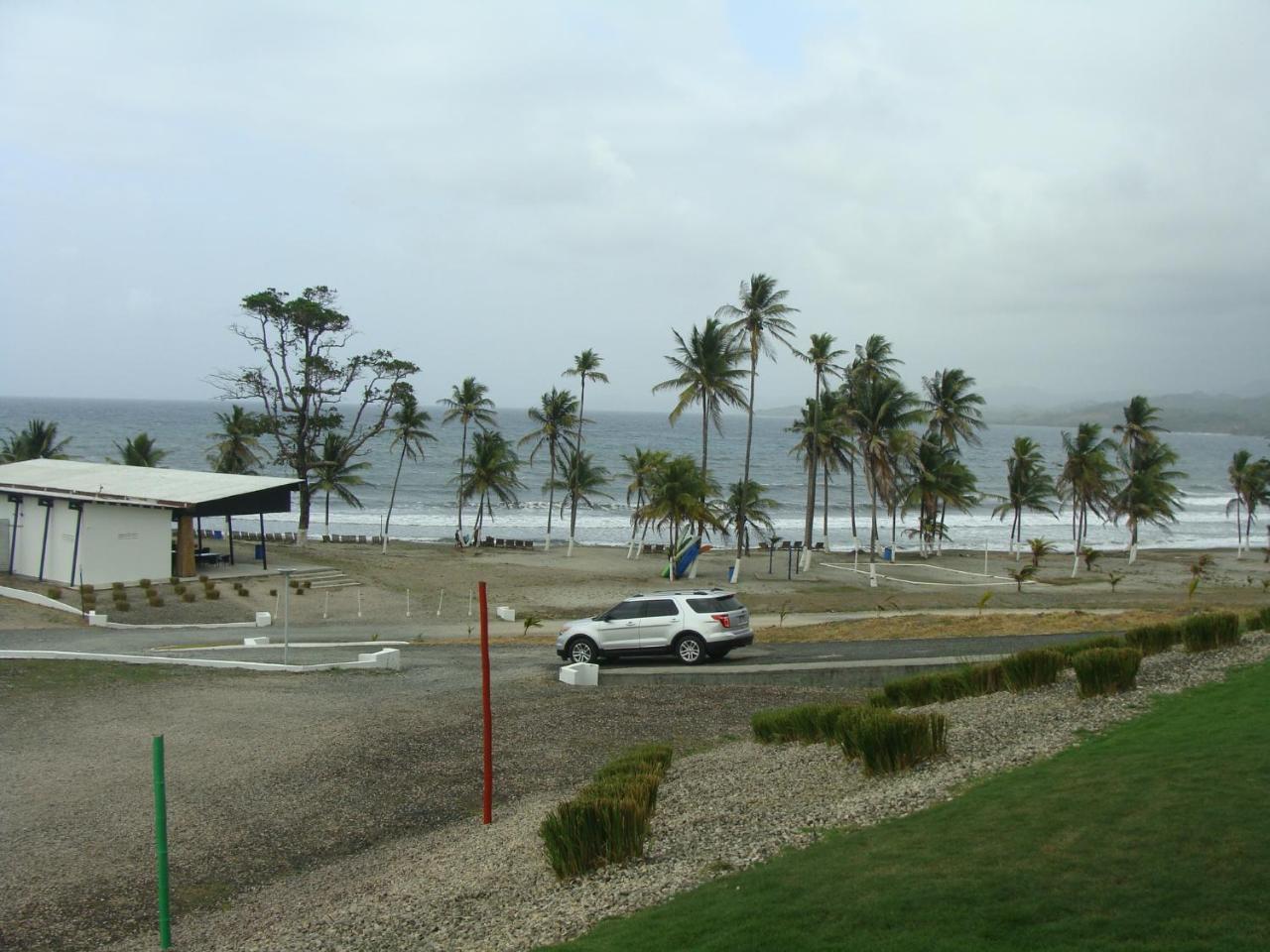 Apartamento En Balabeach Maria Chiquita In Front Of The Beach 2Hab Colon Bagian luar foto