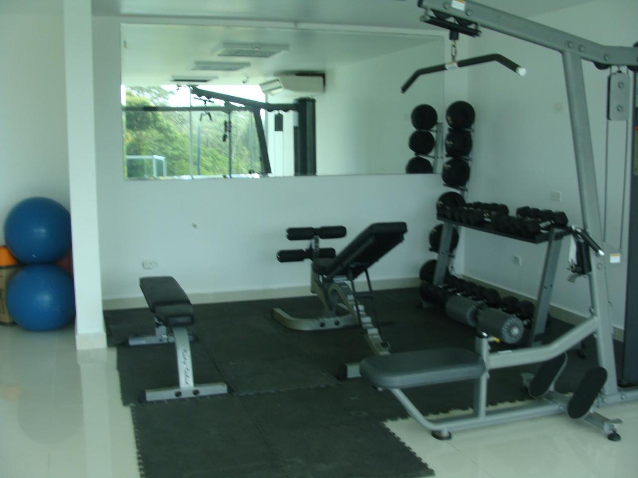 Apartamento En Balabeach Maria Chiquita In Front Of The Beach 2Hab Colon Bagian luar foto